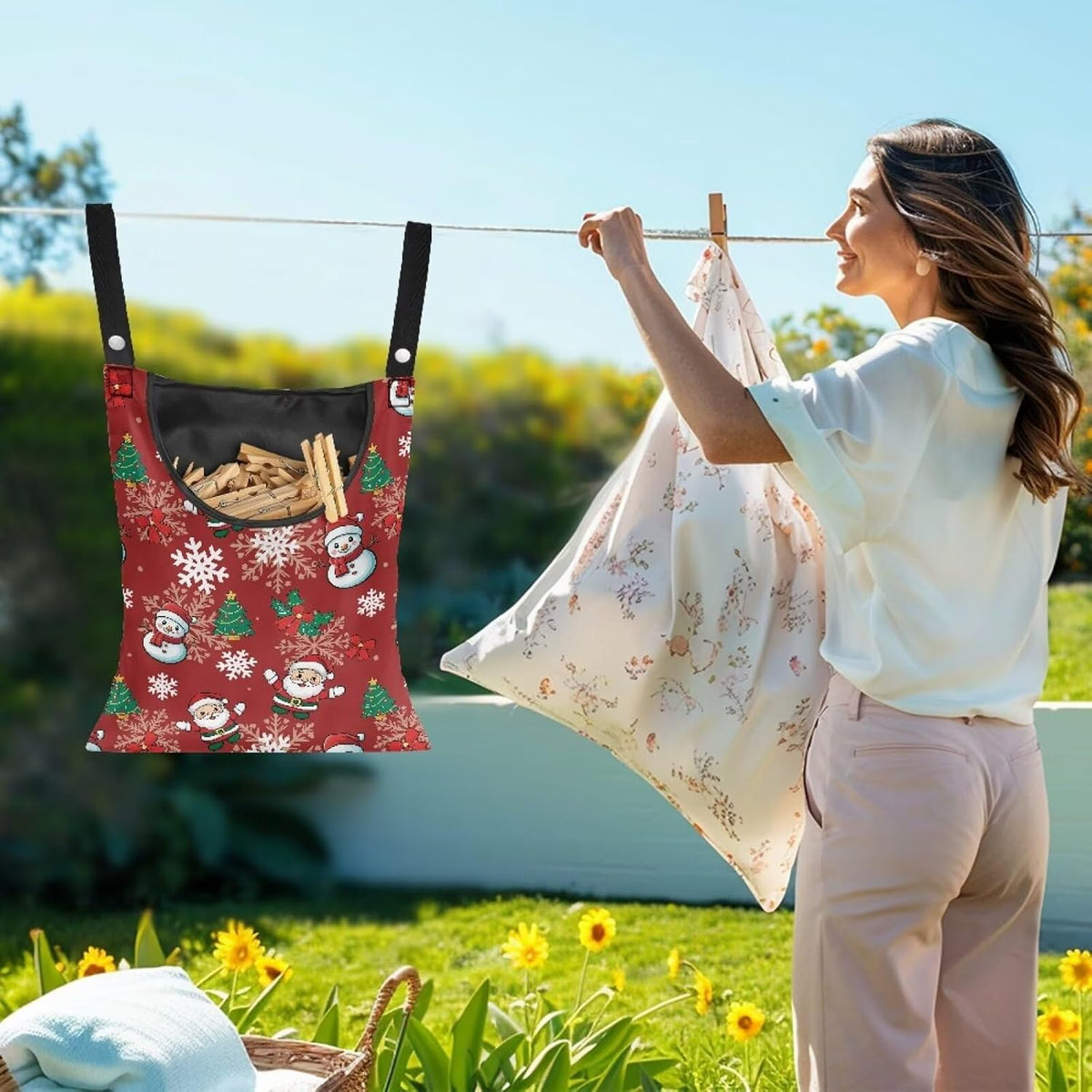 Christmas Theme Handy Clothespin Bags Maple Leaf Space-Saving Clothespin Storage Hanger Bag, Hanging Storage Organizer with Hanging Rope for Indoor and Outdoor Supply