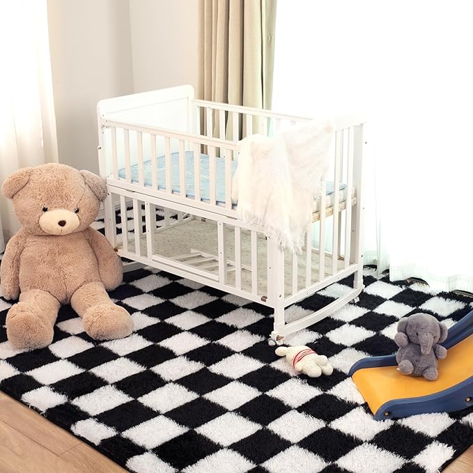 Super Soft Rug for Bedroom, 4x6 Ft Black and White Area Rug Classic Checkered Shaggy Anti-Skid High Pile Soft Fluffy Rug Fuzzy Carpet for Living Room Bedroom Kids Room Nursery, Dorm Home Decor