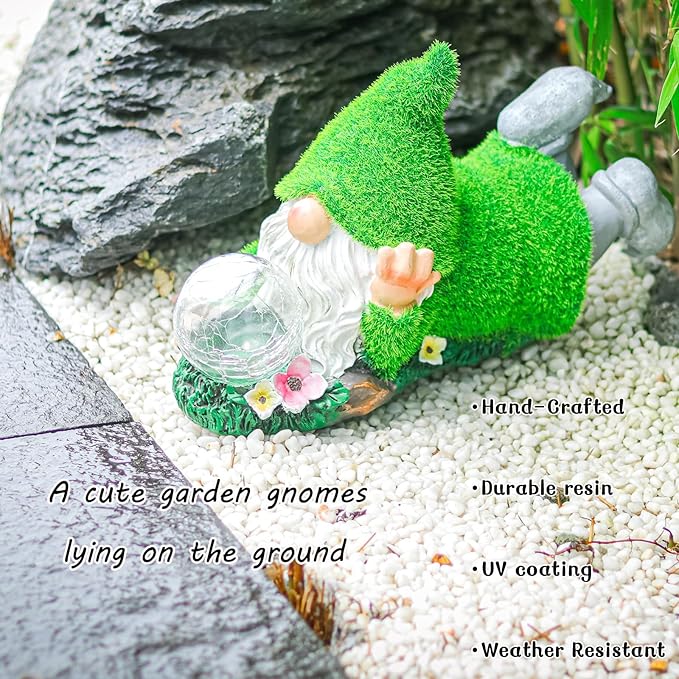 Garden Gnome Statue with Solar Crackle Glass Globe Lights, Resin Gnomes Statue, Patio Yard Lawn Porch Outdoor Garden Decor Christmas Housewarming Gift
